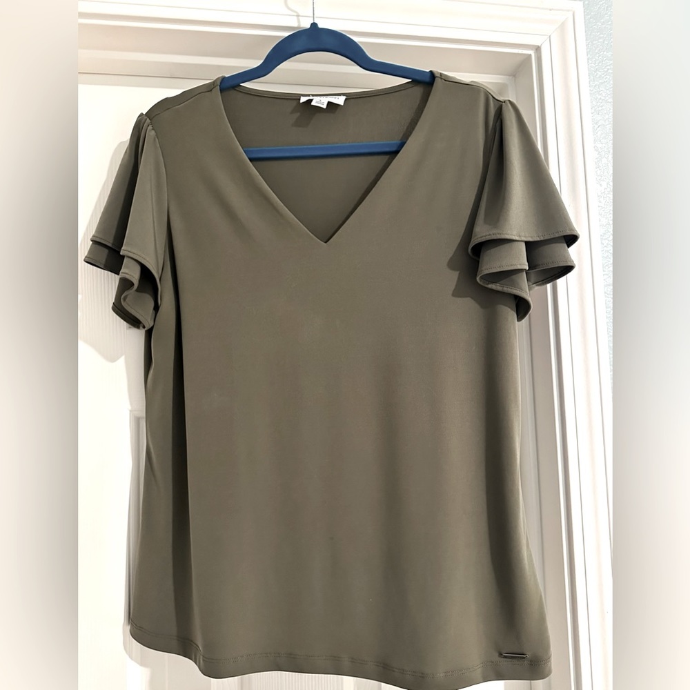 Calvin Klein Tiered/Flutter Sleeve Top- Olive/Caper Green Size Large